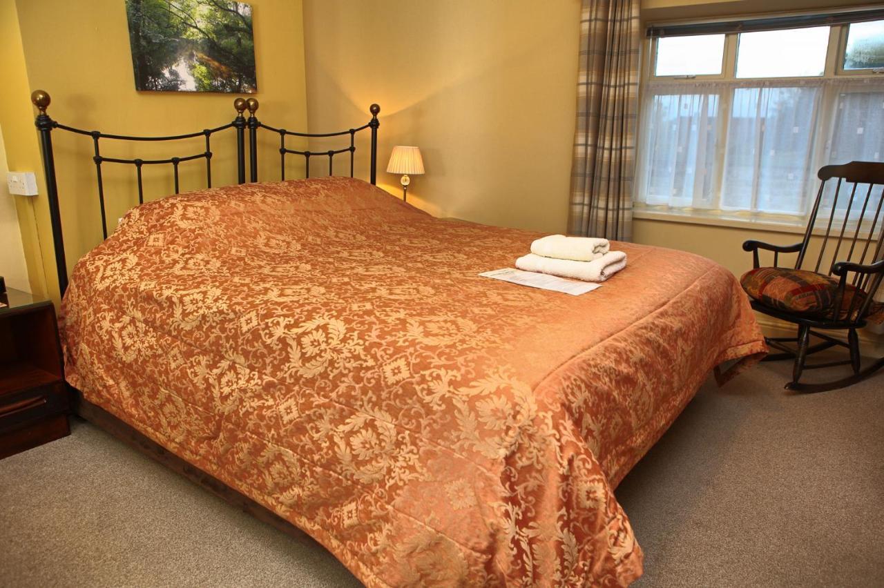 Wortley Cottage Guest House Bed & Breakfast 3*