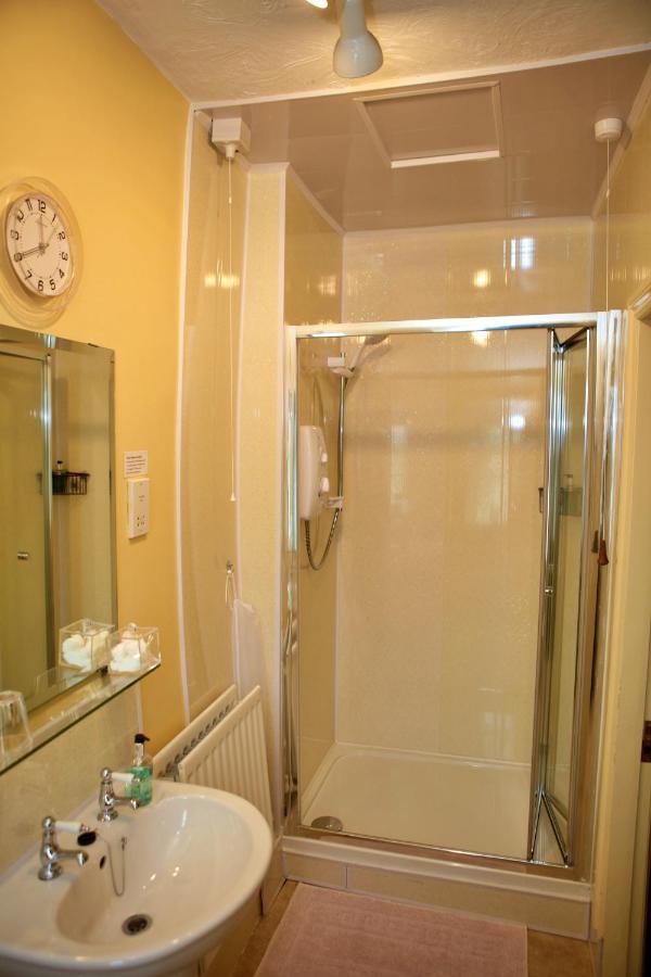 Wortley Cottage Guest House 3*